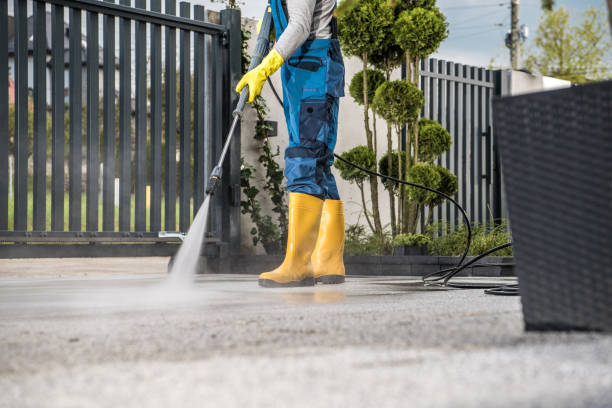 Best Pool Deck Cleaning  in Muscoy, CA
